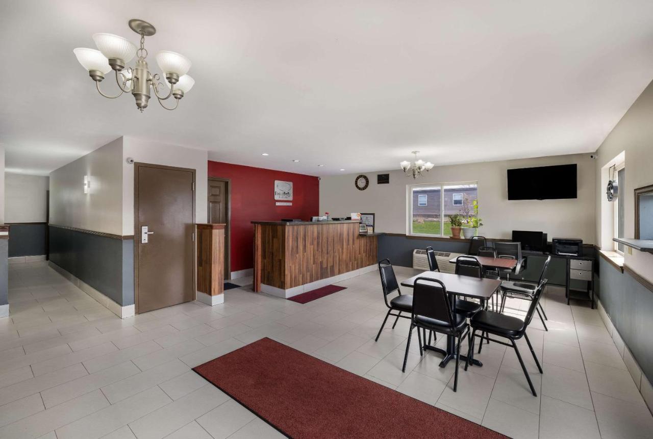 Econo Lodge Inn & Suites Canandaigua Exterior foto